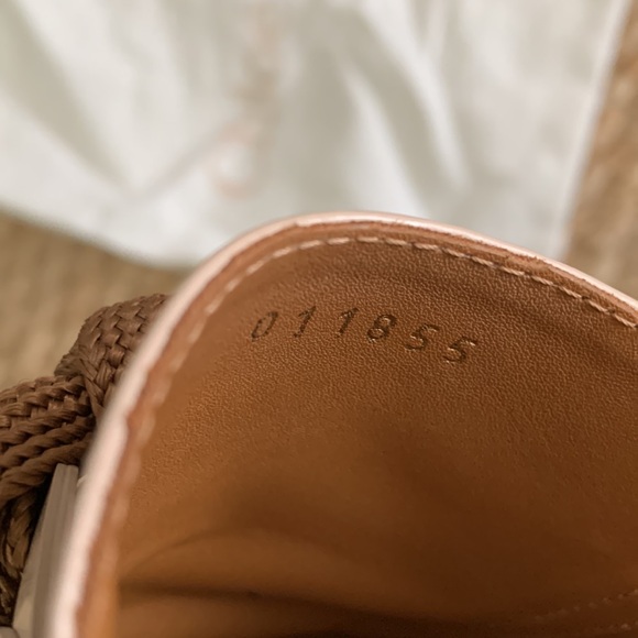 Authentic Chloé Patent Leather Bow Mule Loafer Flats, Size 36.5 - Picture 9 of 13